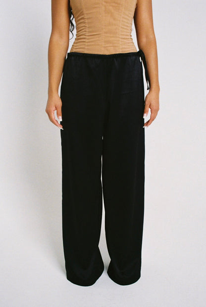 Drift Pant in Black