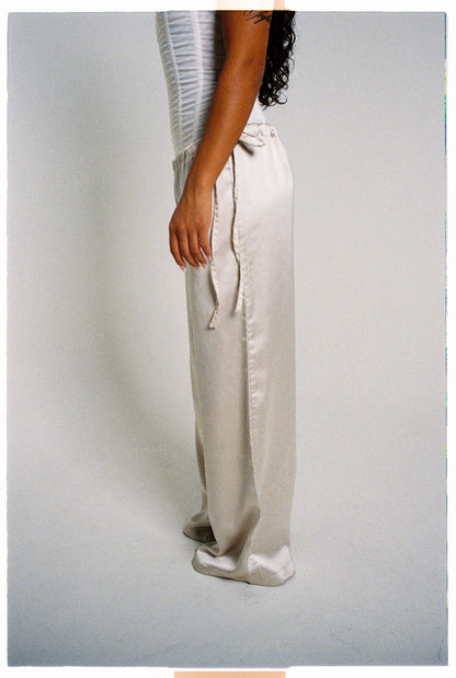 Drift Pant in Cream